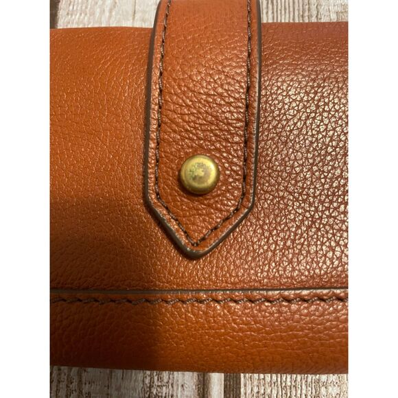 Fossil Lainie Multifunction Brown Leather Wallet - Picture 6 of 13